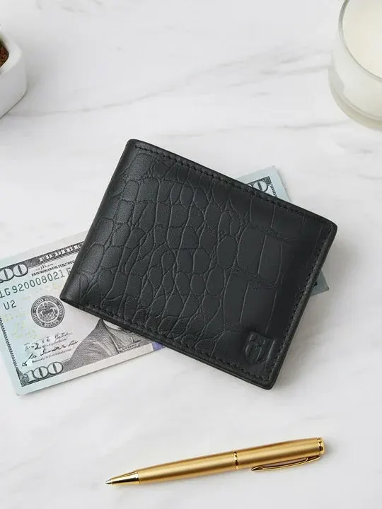 Textured Bifold Wallets
