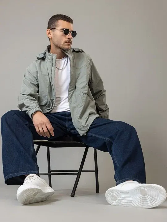 Mid-Rise Jeans
