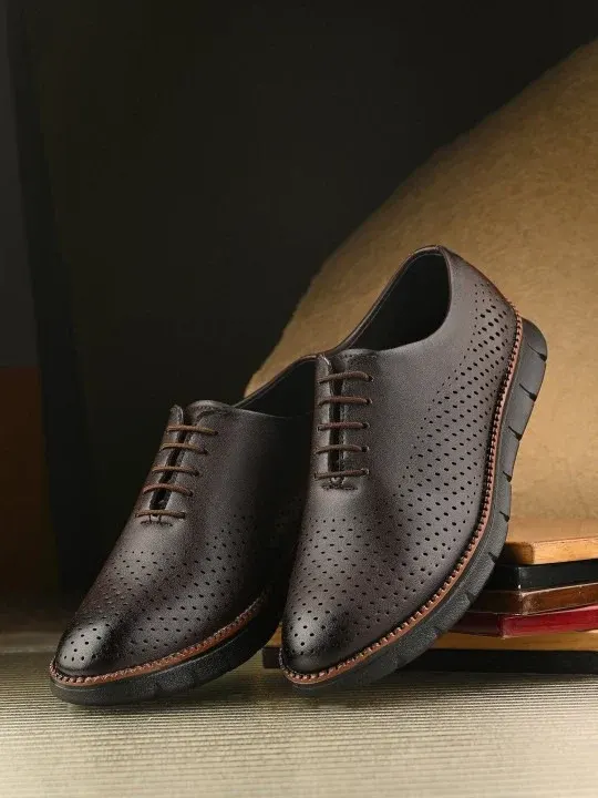 Brogue Lace-Up Casual Shoes