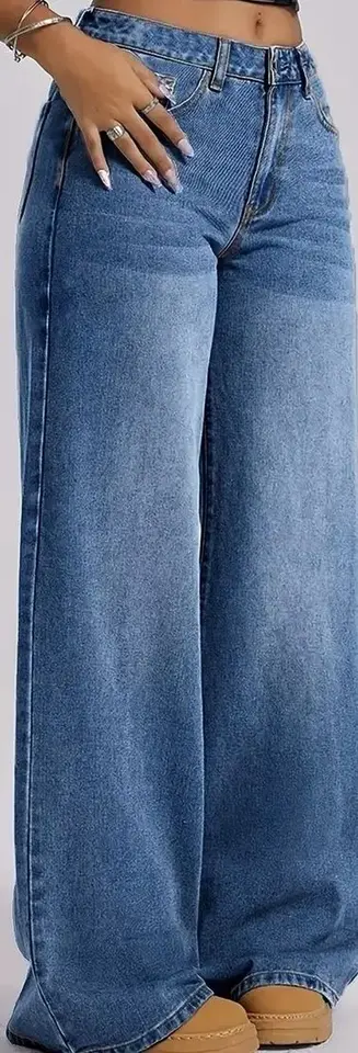 Wide-Leg High-Rise Jeans