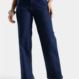Wide-Leg High-Rise Jeans