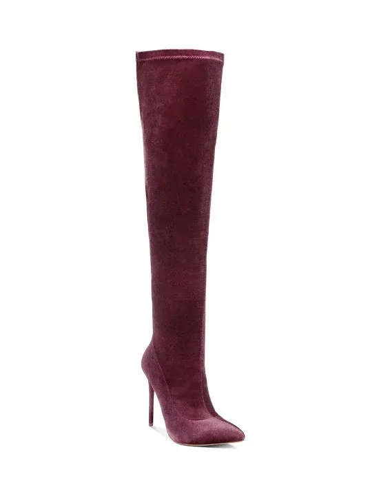 Pointed-Toe Boots