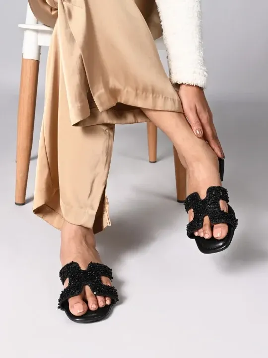 Black Flats