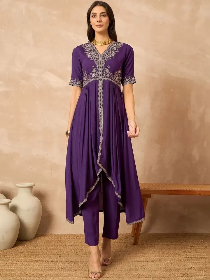 Embroidered Kurtas & Suits