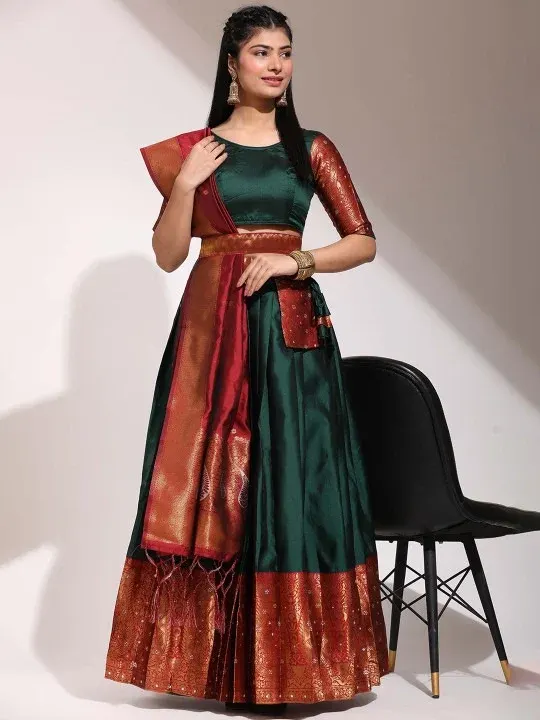 Lehenga Cholis
