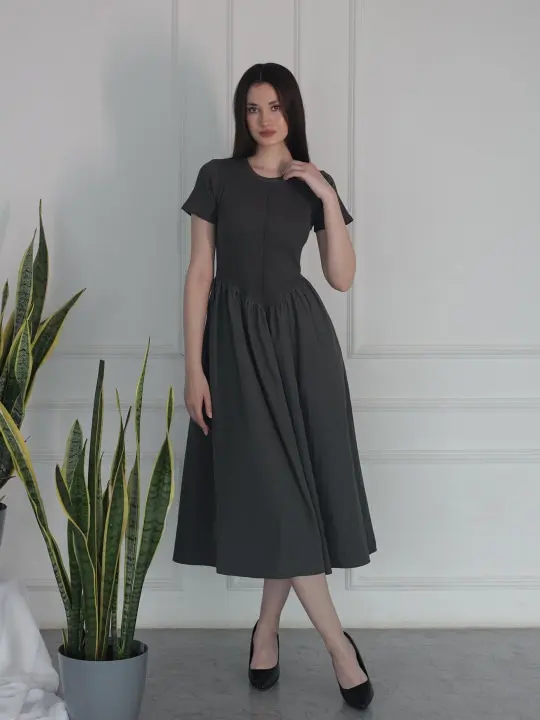 Midi Dresses